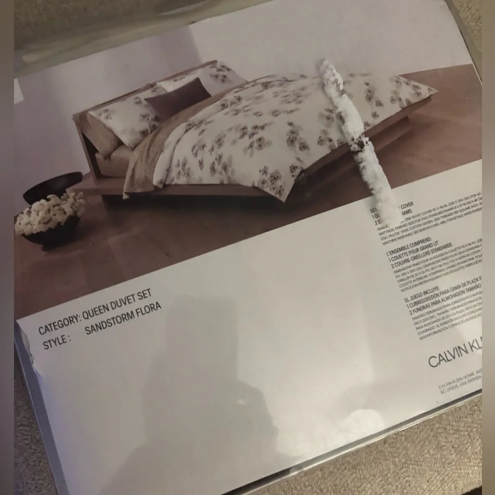 Calvin Klein Queen Size Floral Print Duvet Cover Set Sandstorm Flora New